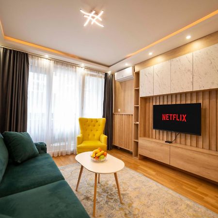 Apartment 5 Star Lukavica Luaran gambar