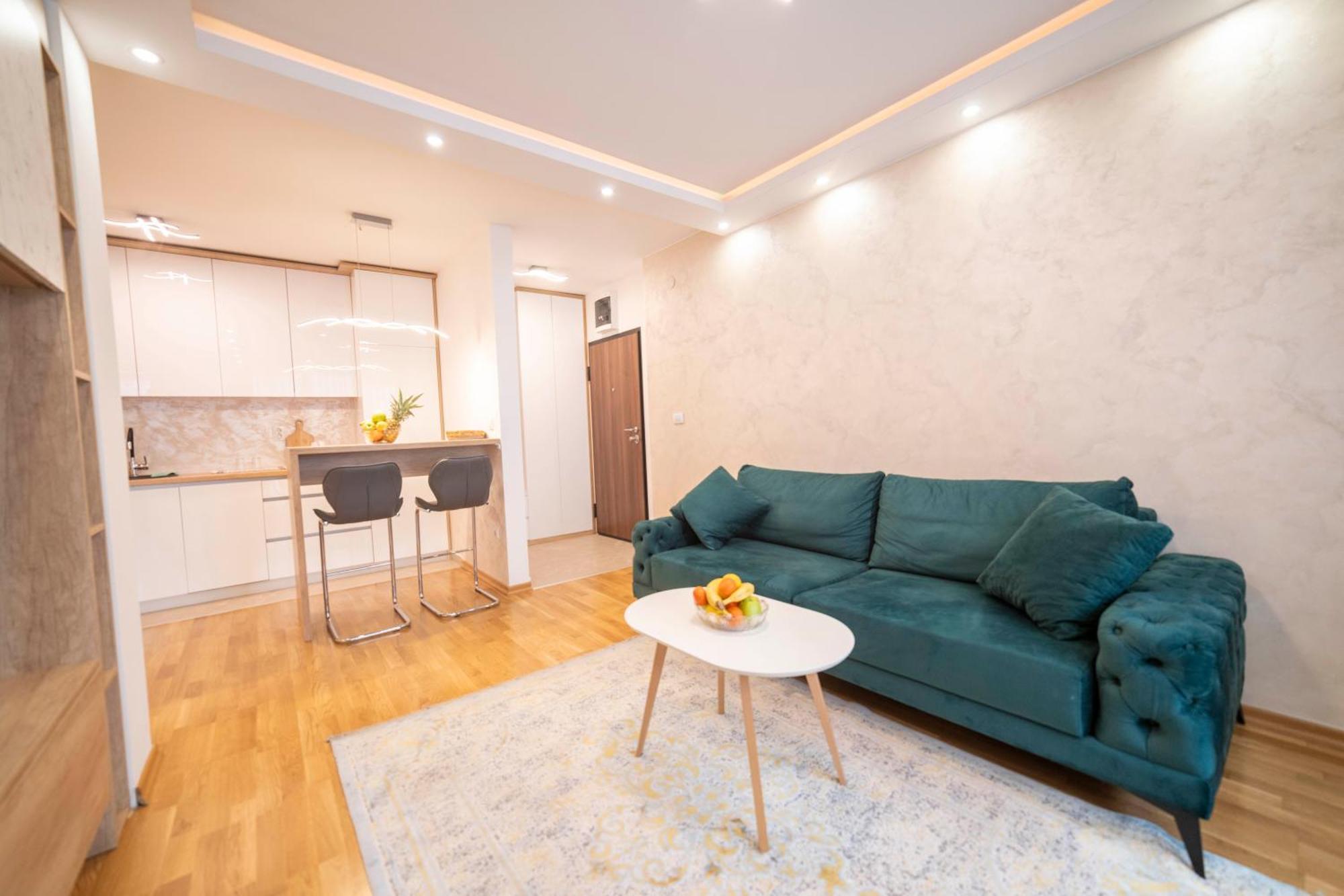 Apartment 5 Star Lukavica Luaran gambar