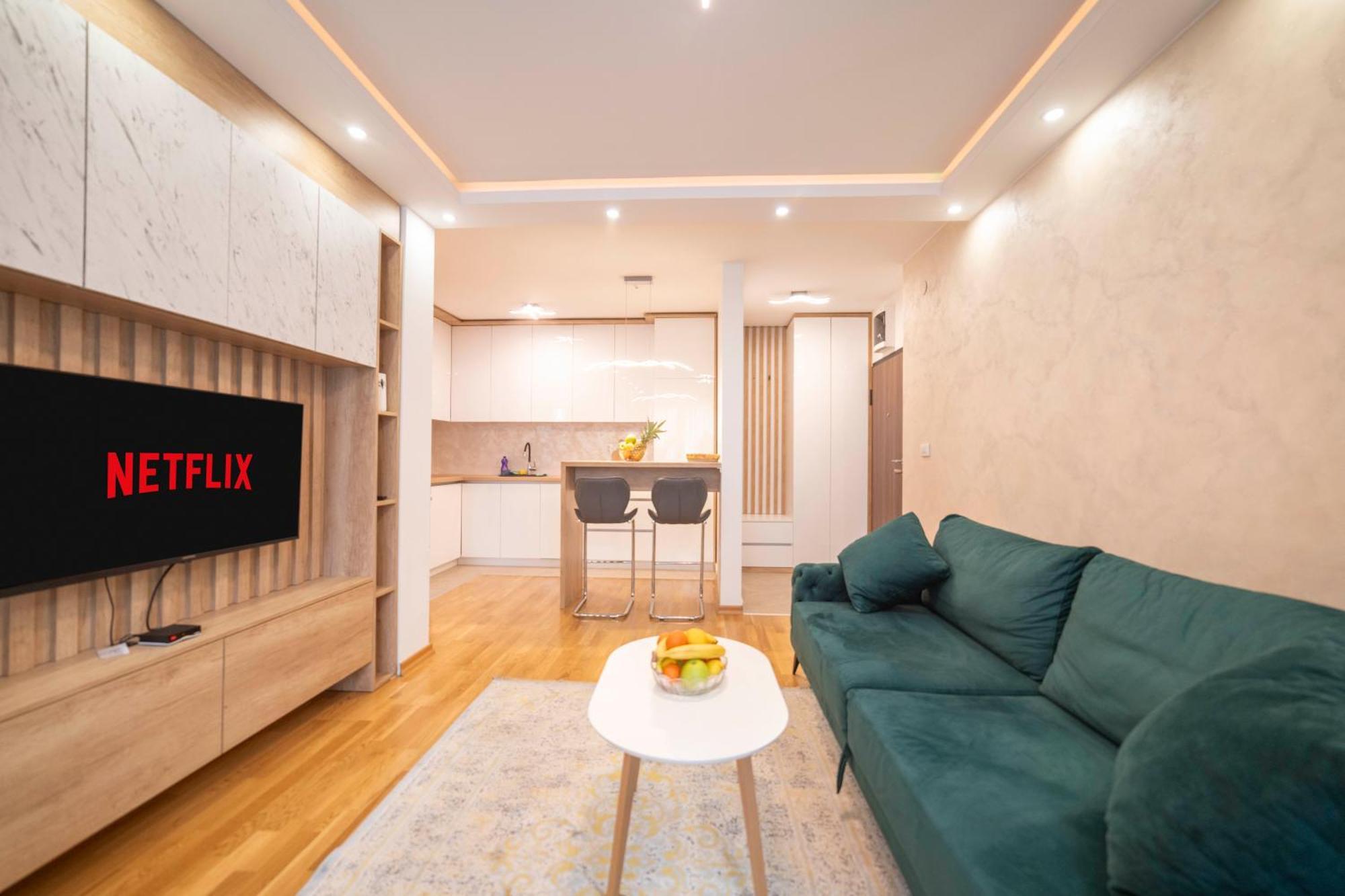 Apartment 5 Star Lukavica Luaran gambar