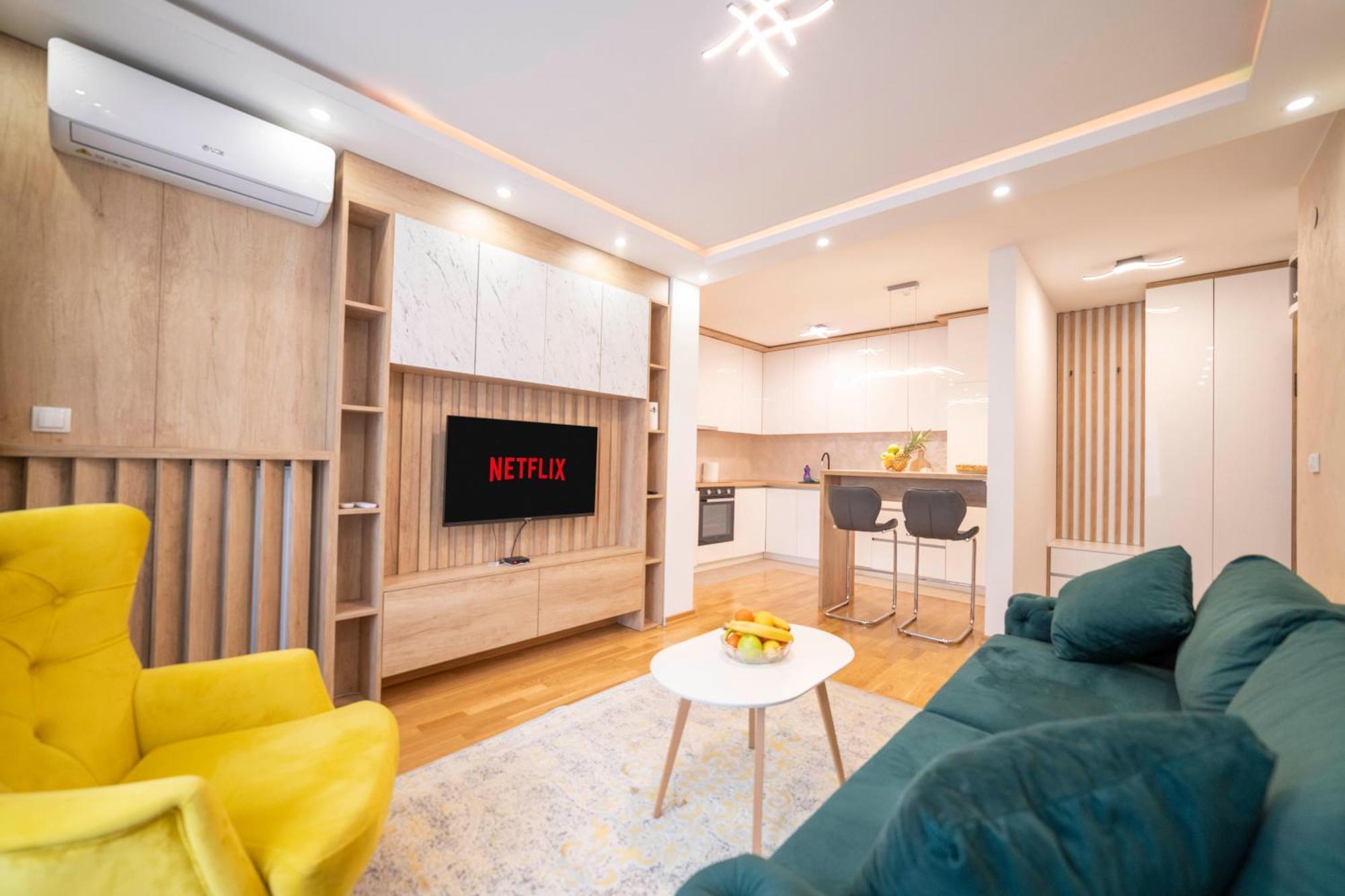 Apartment 5 Star Lukavica Luaran gambar