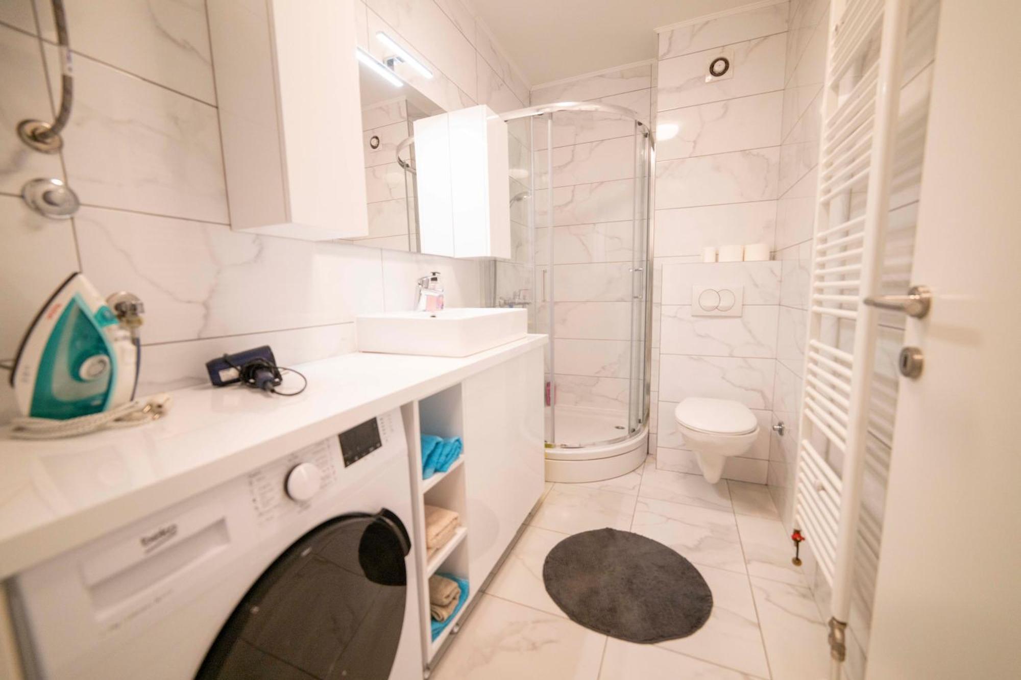 Apartment 5 Star Lukavica Luaran gambar