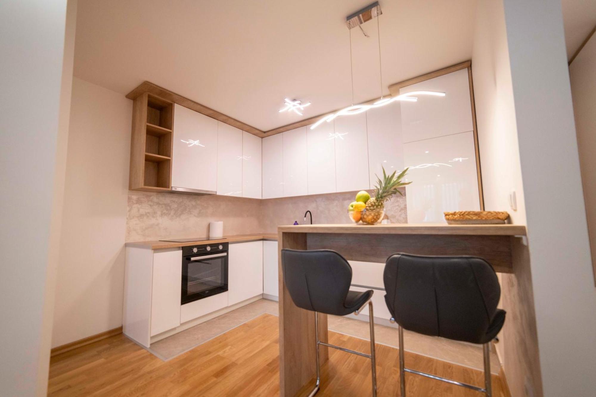 Apartment 5 Star Lukavica Luaran gambar