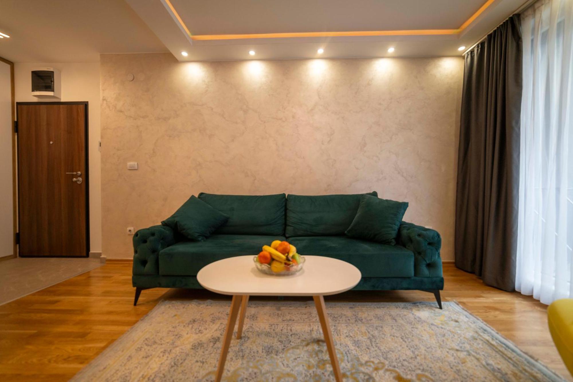 Apartment 5 Star Lukavica Luaran gambar